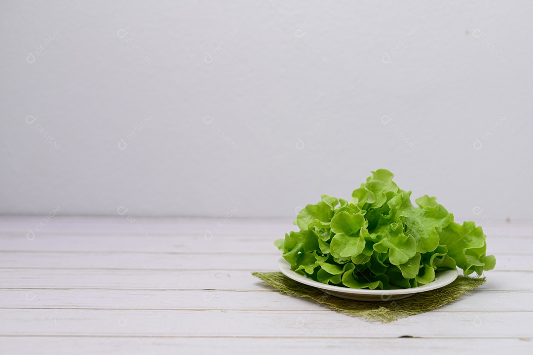 Comida saudável de salada de carvalho verde