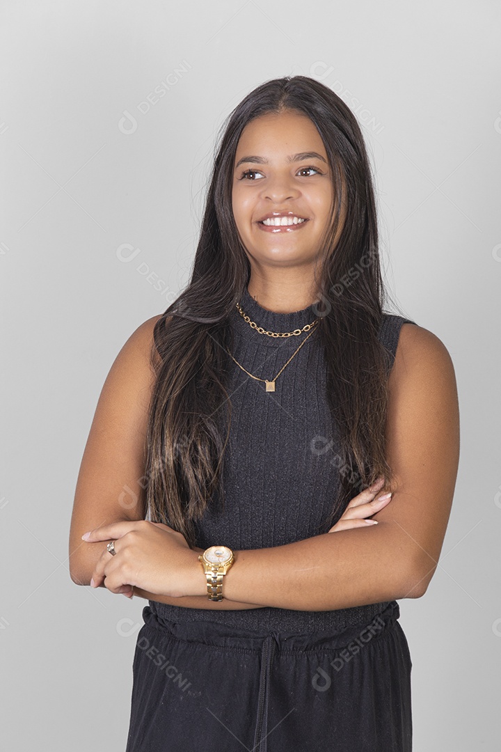 Linda Mulher tirando retratos sobre fundo isolado