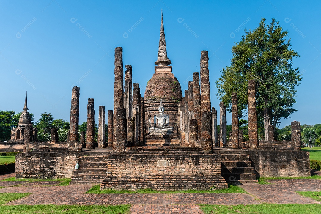 Wat Temple belo templo no parque histórico Tailândia