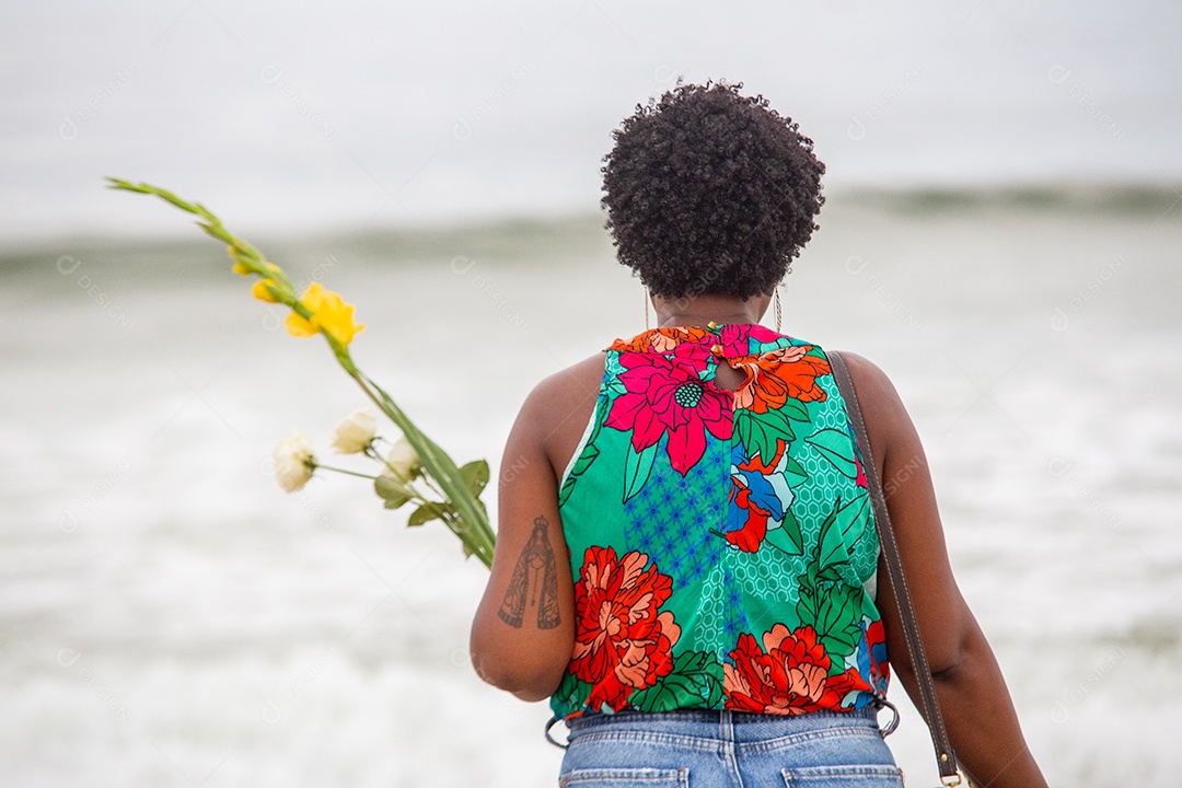Festa de Iemanja na praia de Copacabana.