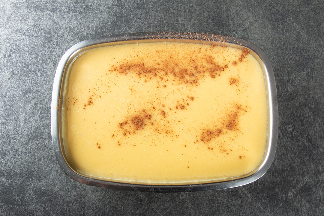 Canjica. curau. Doces típicos da festa junina brasileira. Sobremesa brasileira.