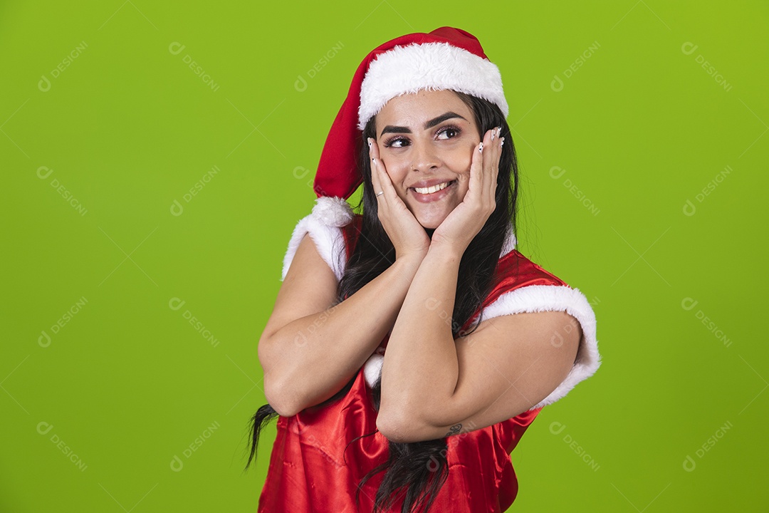 Linda mulher usando fantasias de natal