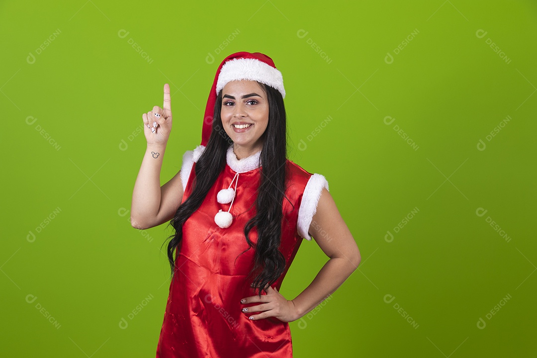 Linda mulher usando fantasias de natal