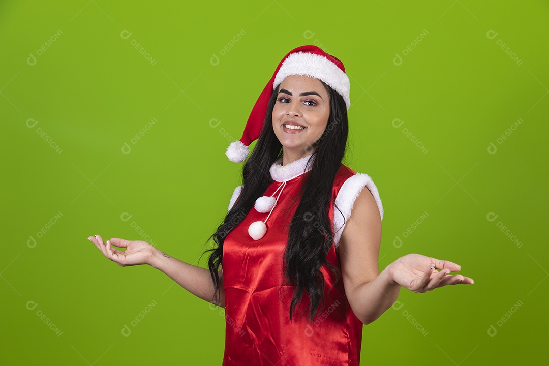 Linda mulher usando fantasias de natal