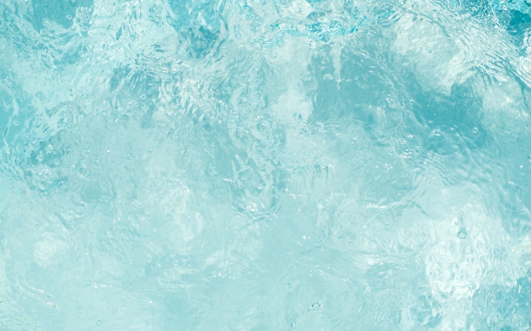 Textura de superfície de água calma transparente de cor azul turva com salpicos e bolhas. Fundo de natureza abstrata na moda. Ondas de água na luz solar. fundo de água