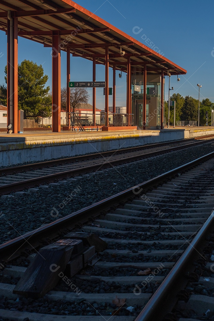 Vista dos trilhos da estação ferroviária de Ronda
