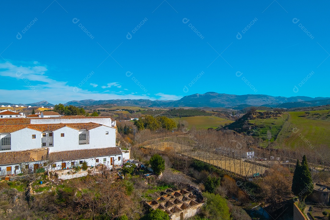 Bela vista aérea de casas na Serra de Ronda