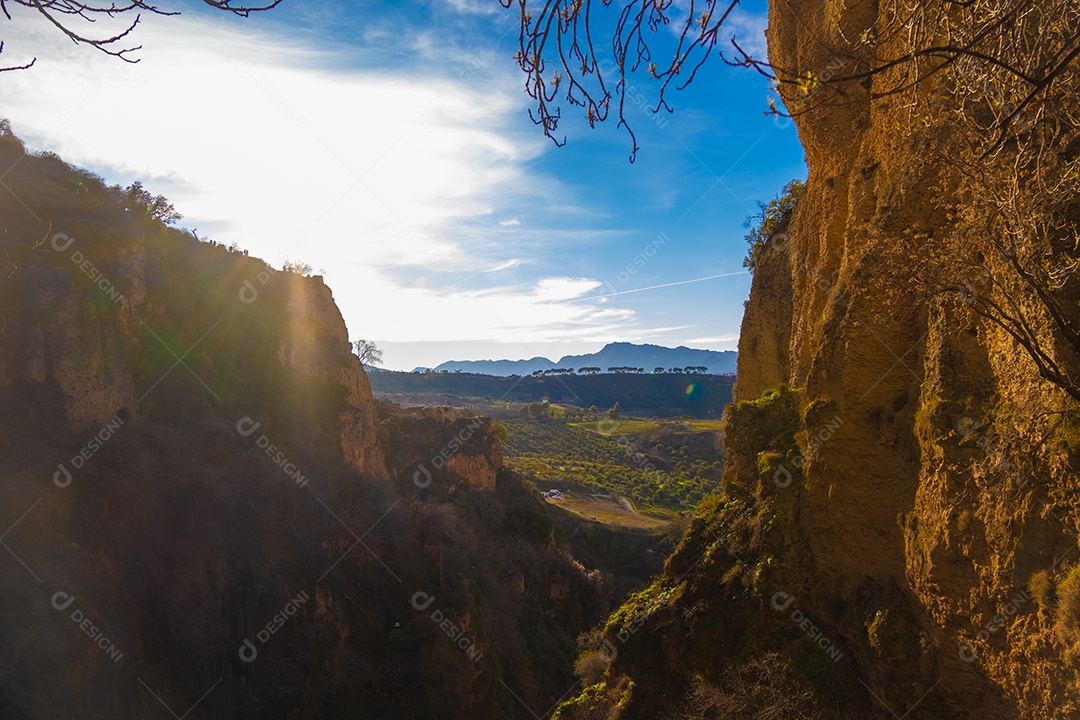 Vista de desfiladeiro montanhas em Ronda Espanha