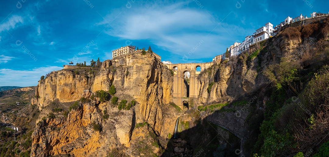 Vista da bela escadaria medieval em Ronda, Espanha.