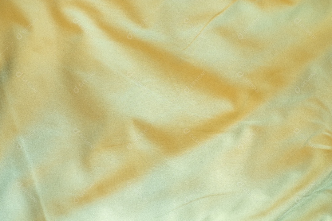 Textura gradiente de roupa de cama amarela estilo de curva turva de tecido de luxo abstrato, roupa de cama enrugada e sombras douradas, plano de fundo
