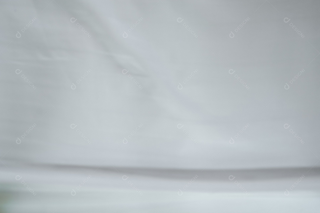 Textura gradiente de linho branco estilo de curva turva de tecido de luxo abstrato, roupa de cama enrugada e sombras cinza escuras, plano de fundo