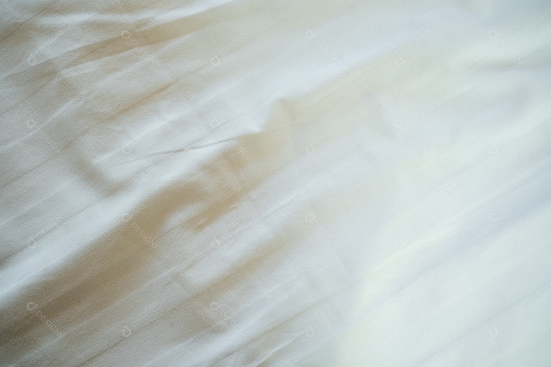 Textura gradiente de linho branco estilo de curva turva de tecido de luxo abstrato, roupa de cama enrugada e sombras cinza escuras, plano de fundo