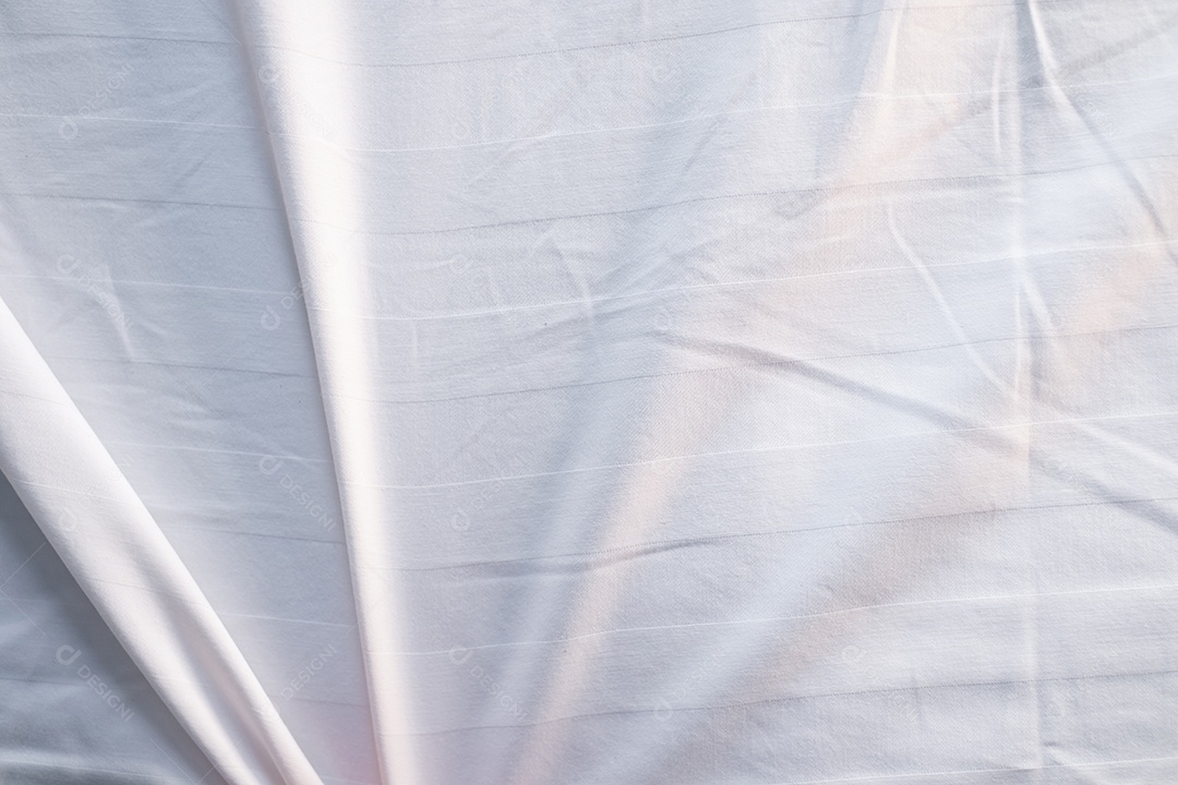 Textura gradiente de linho branco estilo de curva turva de tecido de luxo abstrato, roupa de cama enrugada e sombras cinza escuras, plano de fundo