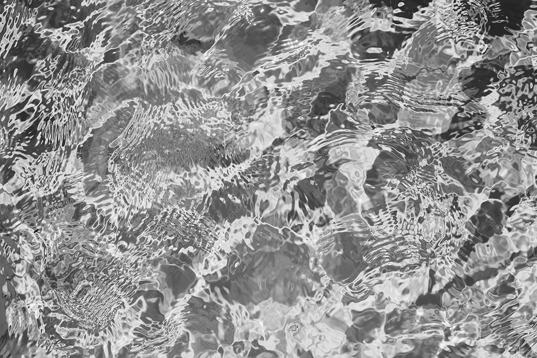 Textura de superfície de água calma e transparente turva de cor preta com salpicos e bolhas. Fundo de natureza abstrata na moda. Ondas de água na luz solar. fundo de água