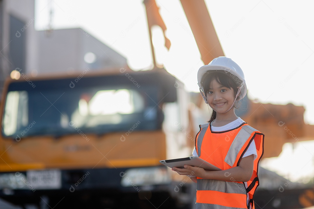 Menina asiática futuros engenheiros