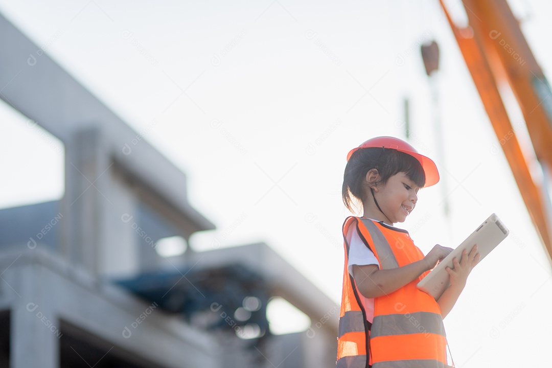 Menina asiática futuros engenheiros