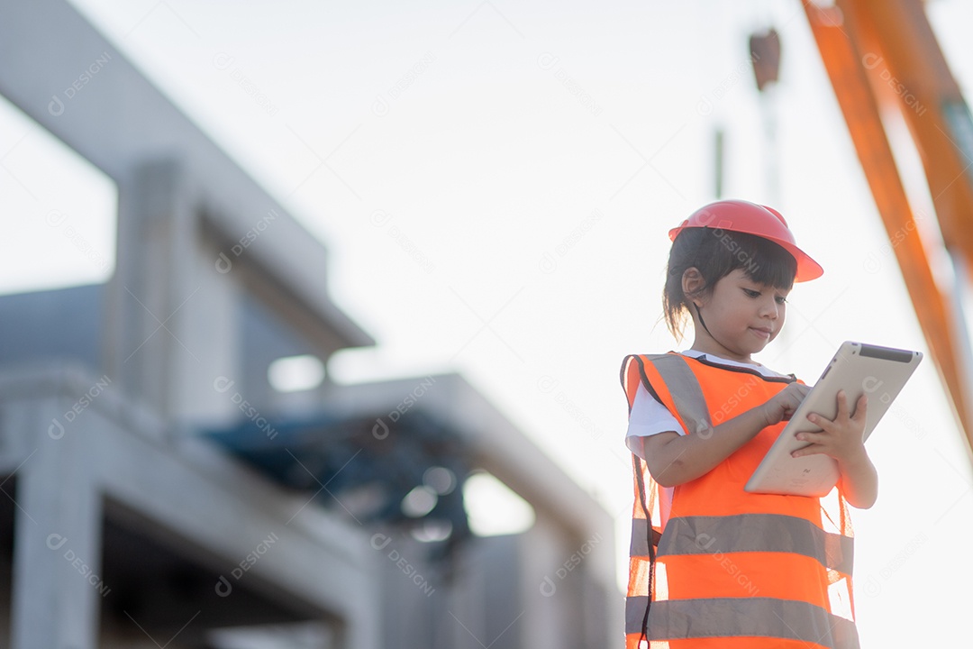 Menina asiática futuros engenheiros