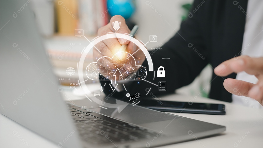 A computação em nuvem baixa e carrega informações de dados e carrega-as no aplicativo de rede do sistema. Conceito de transformação de tecnologia