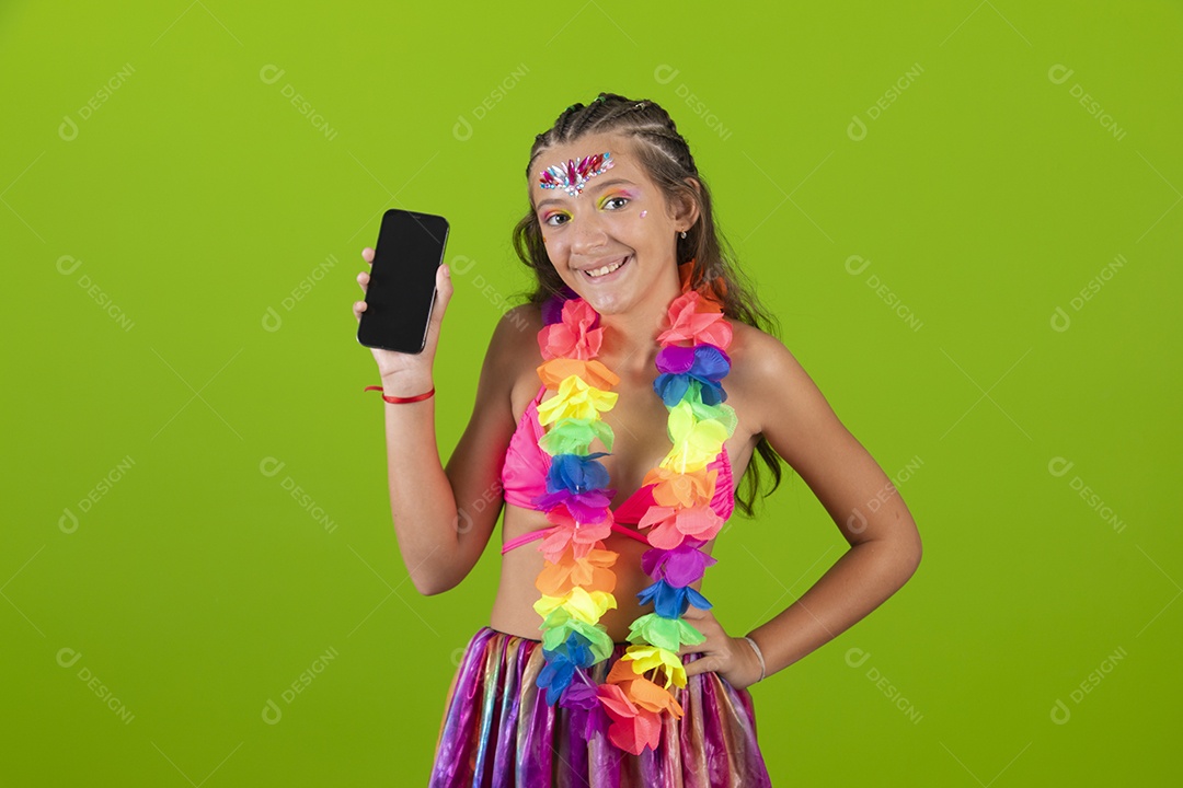Linda menina jovem garota usando fantasia de carnaval