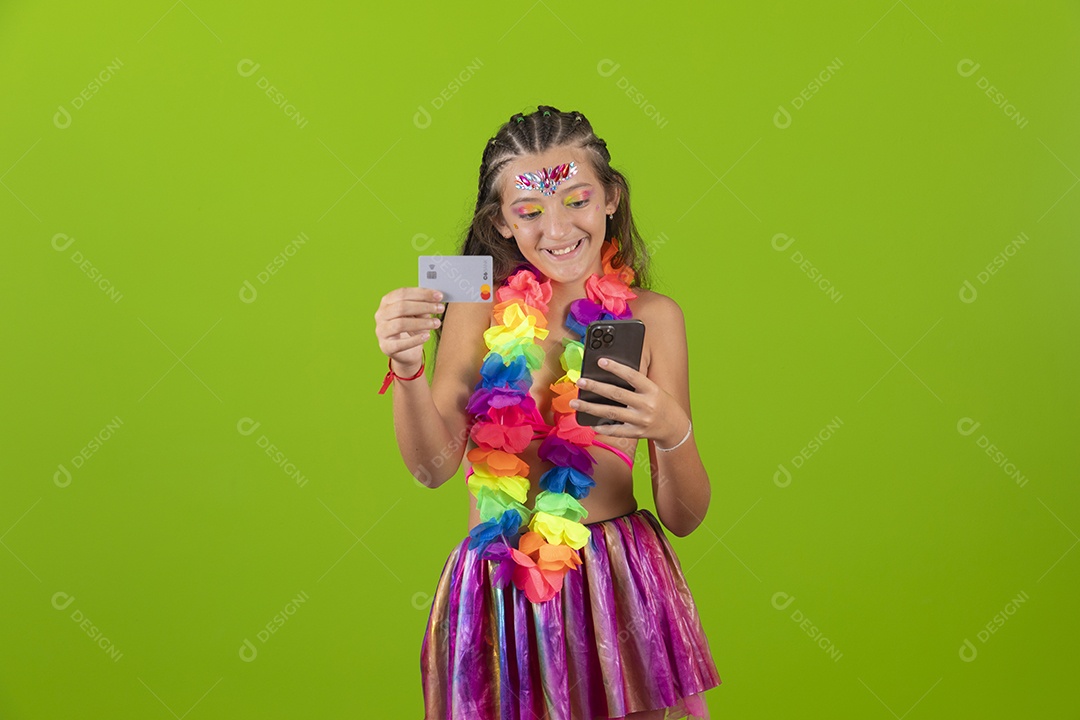 Linda menina jovem garota usando fantasia de carnaval