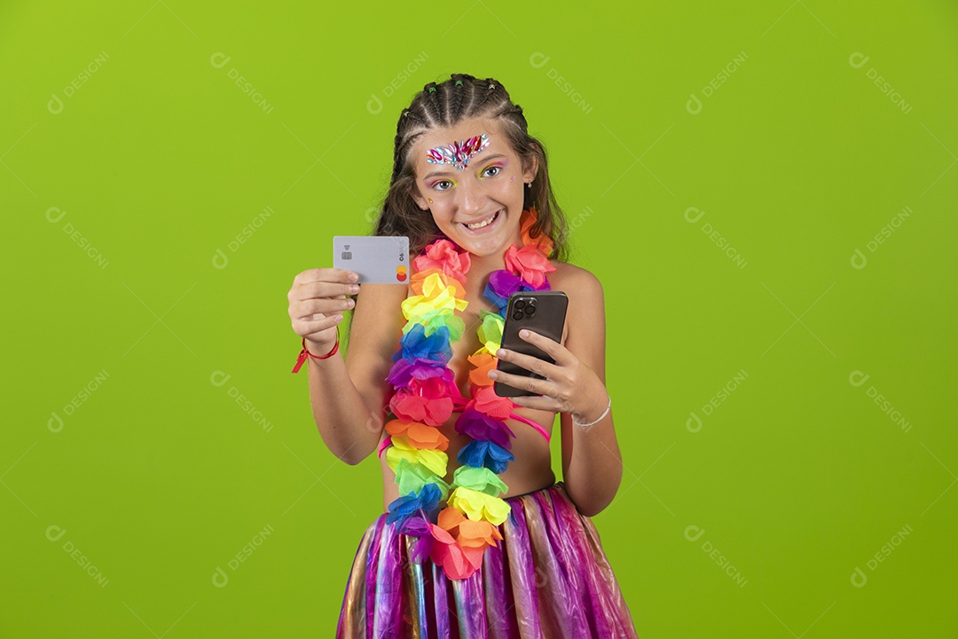 Linda menina jovem garota usando fantasia de carnaval