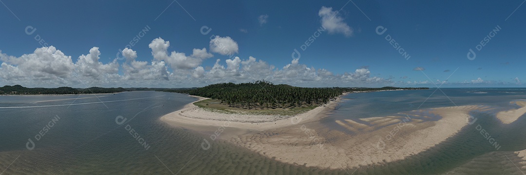 vista panorâmica do continente e ilha e onde o rio encontra o mar -