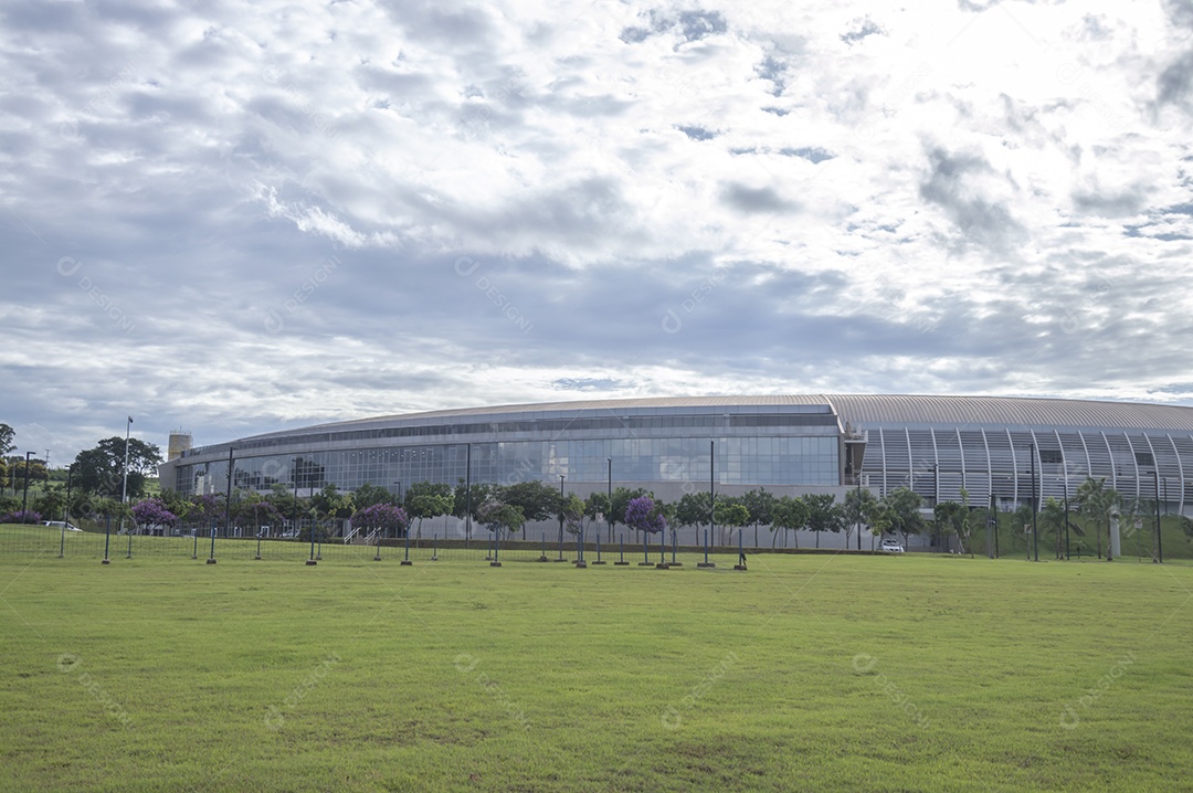 Sirius brasileiro acelerador de partículas que fica em barão geraldo que é distrito de campinas-sp.
