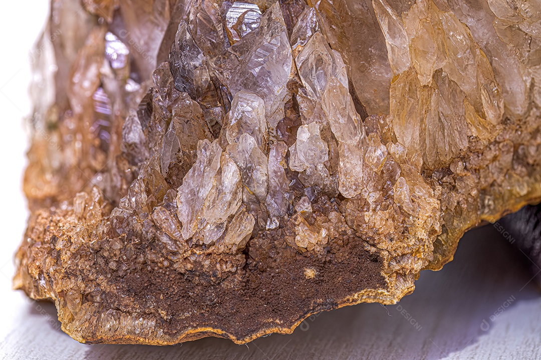 Detalhes de um fragmento de um geodo de cristal de quartzo