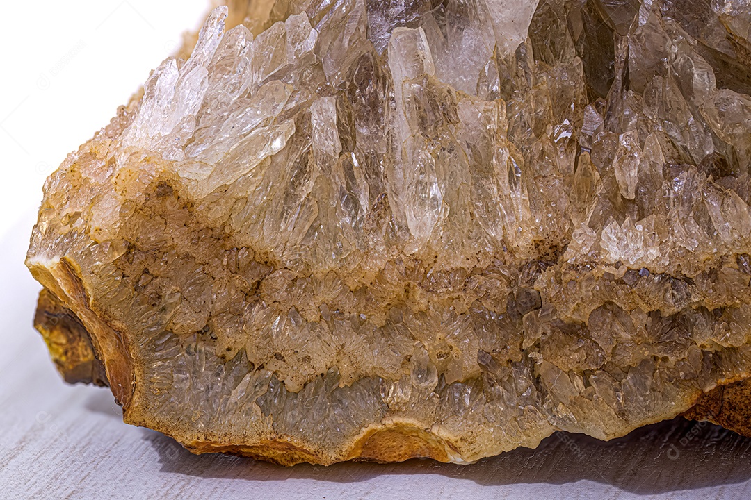 Detalhes de um fragmento de um geodo de cristal de quartzo