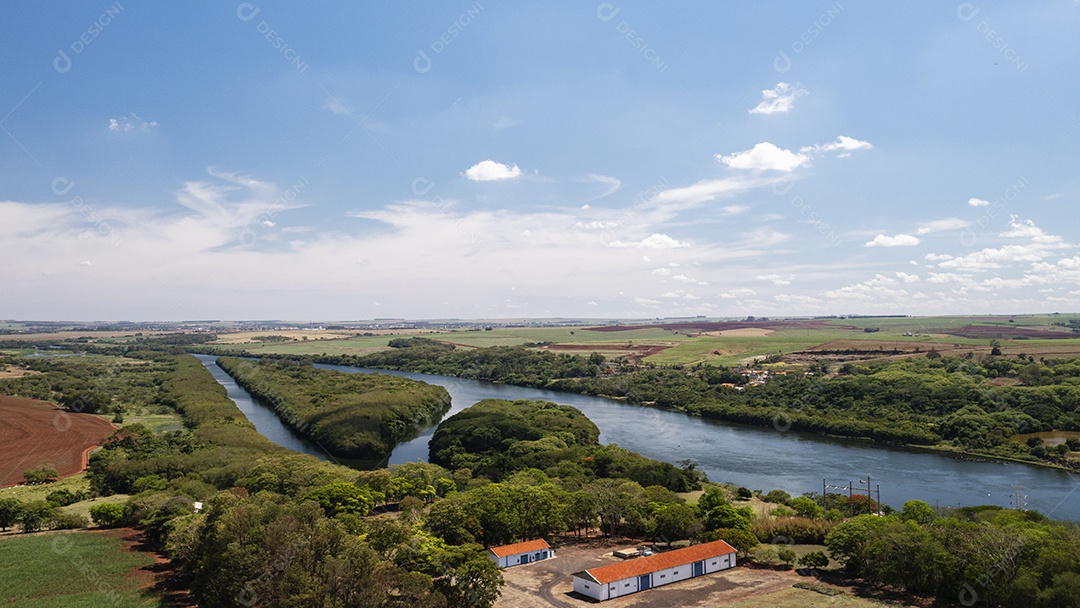 vista aérea da calha do rio Tietê - hidrovia