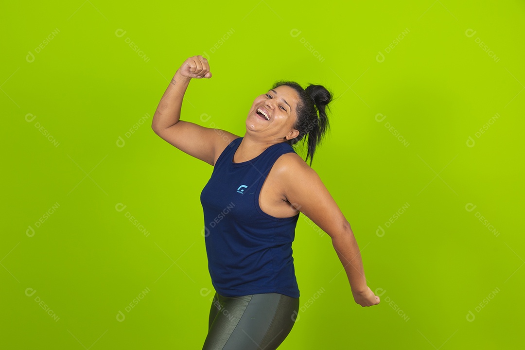 Mulher jovem garota usando roupas para praticar exercícios físico