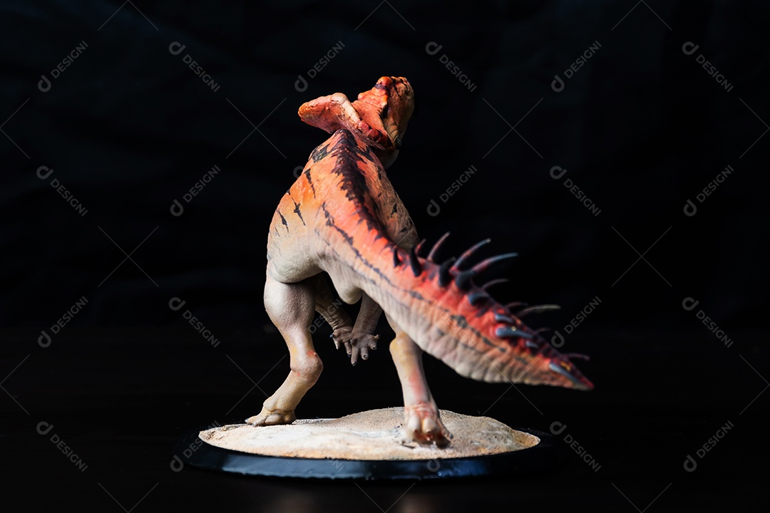 Protoceratops, dinossauro no fundo preto