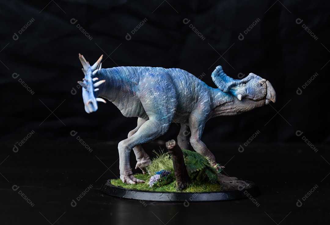 Protoceratops, dinossauro no fundo preto