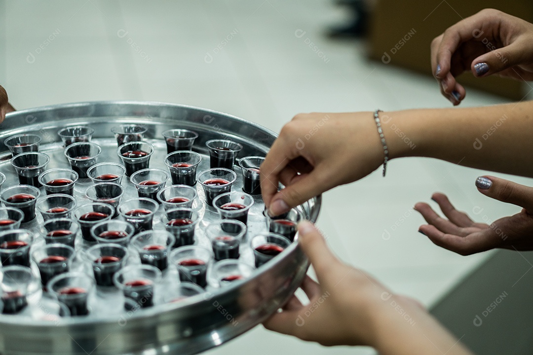 Segunda copo com ceia em igreja