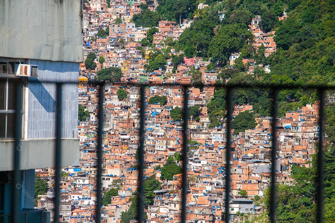 Vista da favela da Rocinha, no Rio de Janeiro, Brasil.