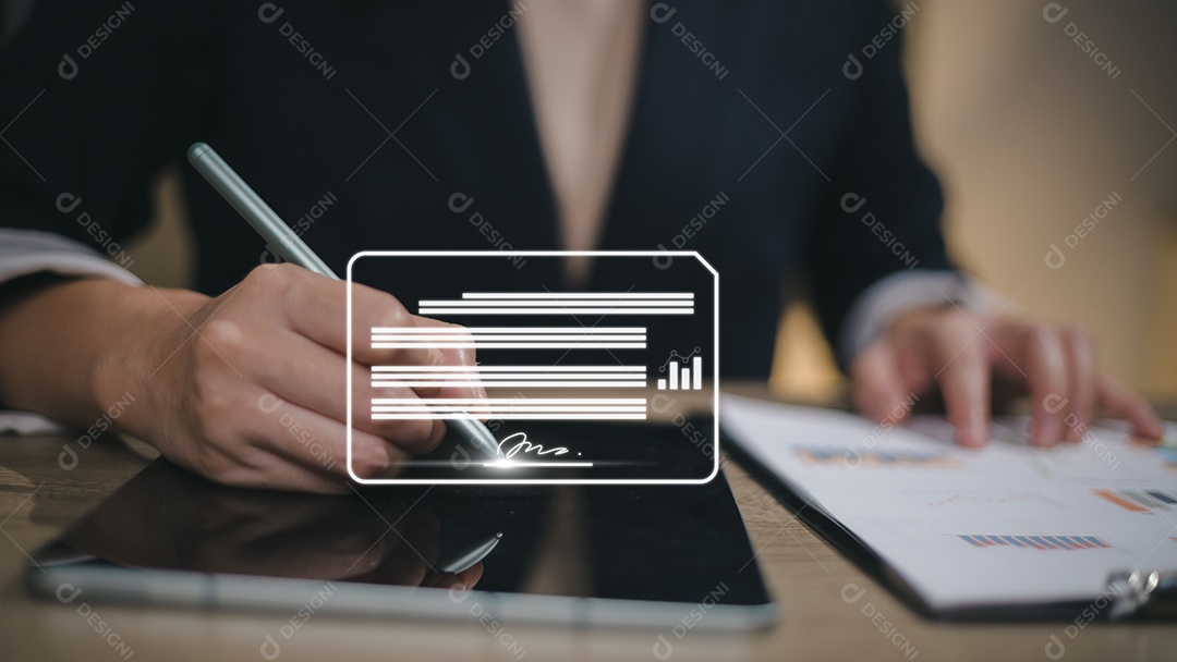 As mulheres de conceito de tecnologia e pessoas usam IA para ajudar no trabalho, aprendizado de IA e conceitos de inteligência artificial. Negócios, tecnologia moderna, internet e conceito de rede. Tecnologia AI na vida cotidiana.