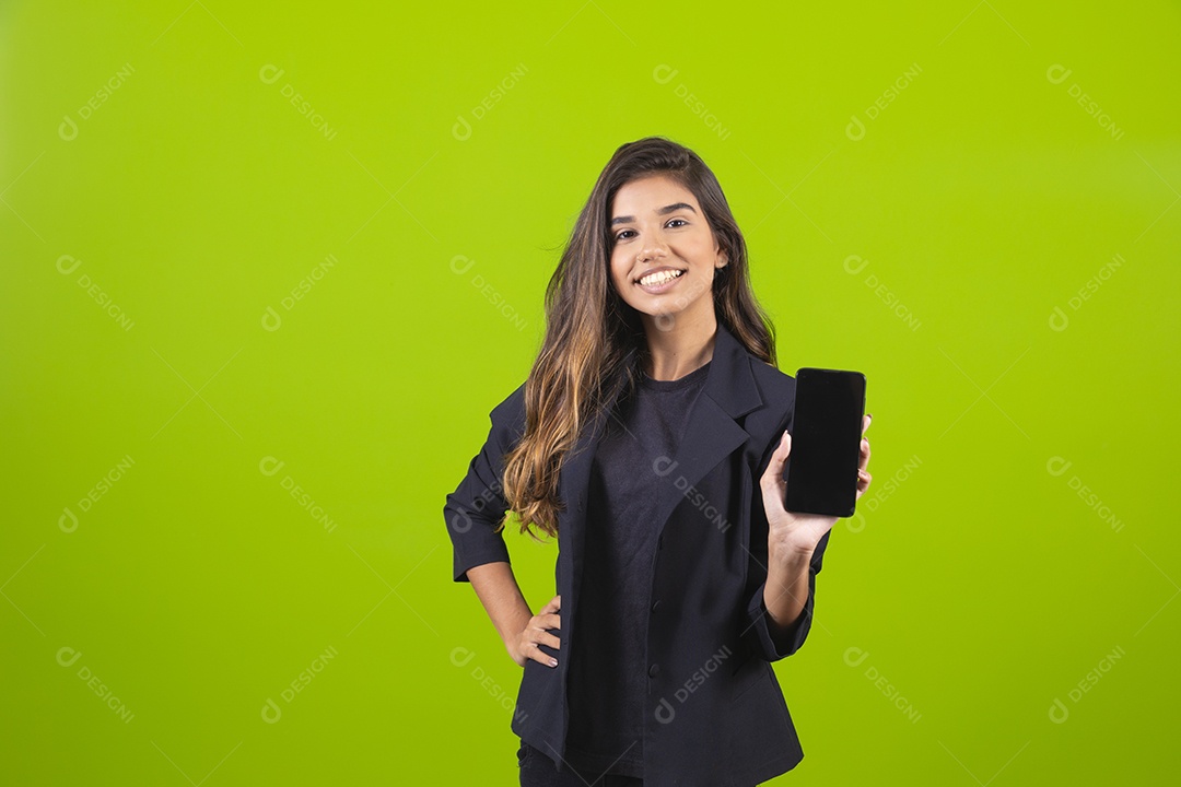 Linda mulher jovem garota empresária sobre fundo isolado