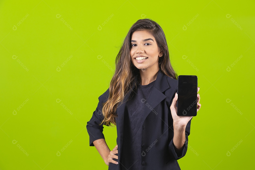 Linda mulher jovem garota empresária sobre fundo isolado