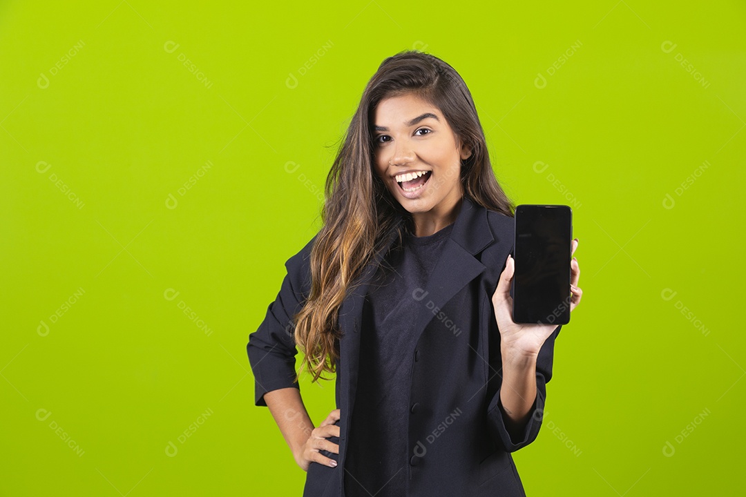 Linda mulher jovem garota empresária sobre fundo isolado