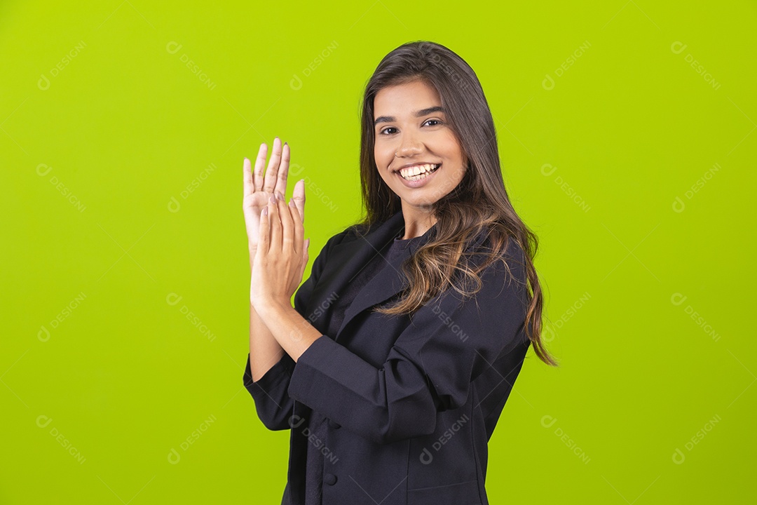 Linda mulher jovem garota empresária sobre fundo isolado