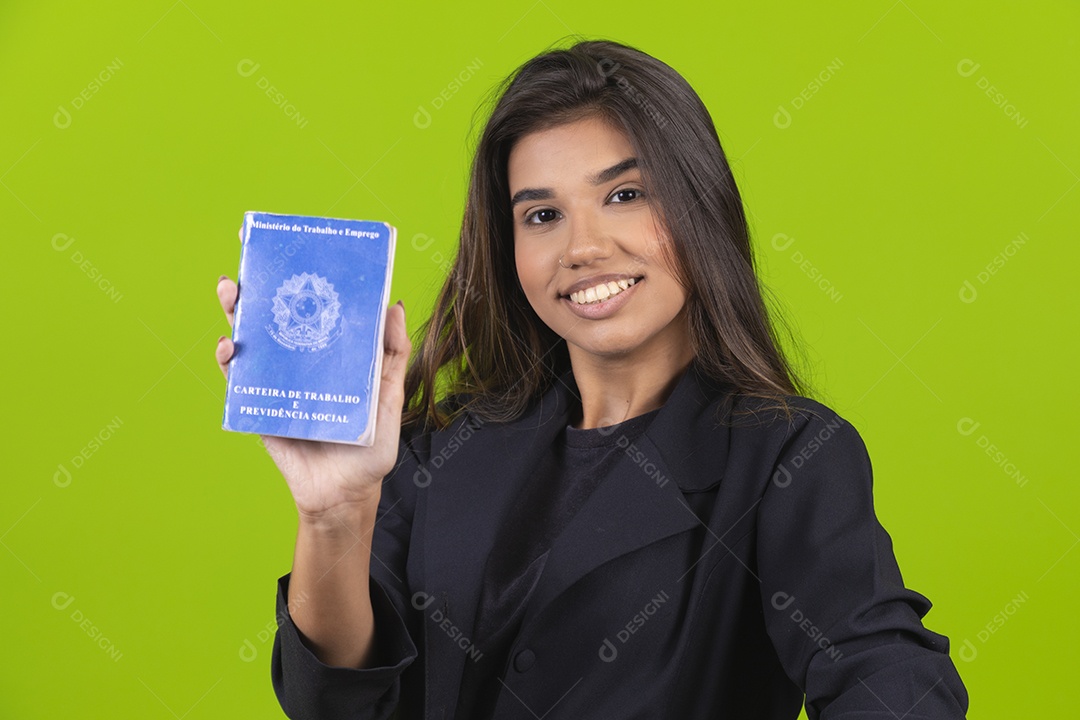 Linda mulher jovem garota empresária sobre fundo isolado