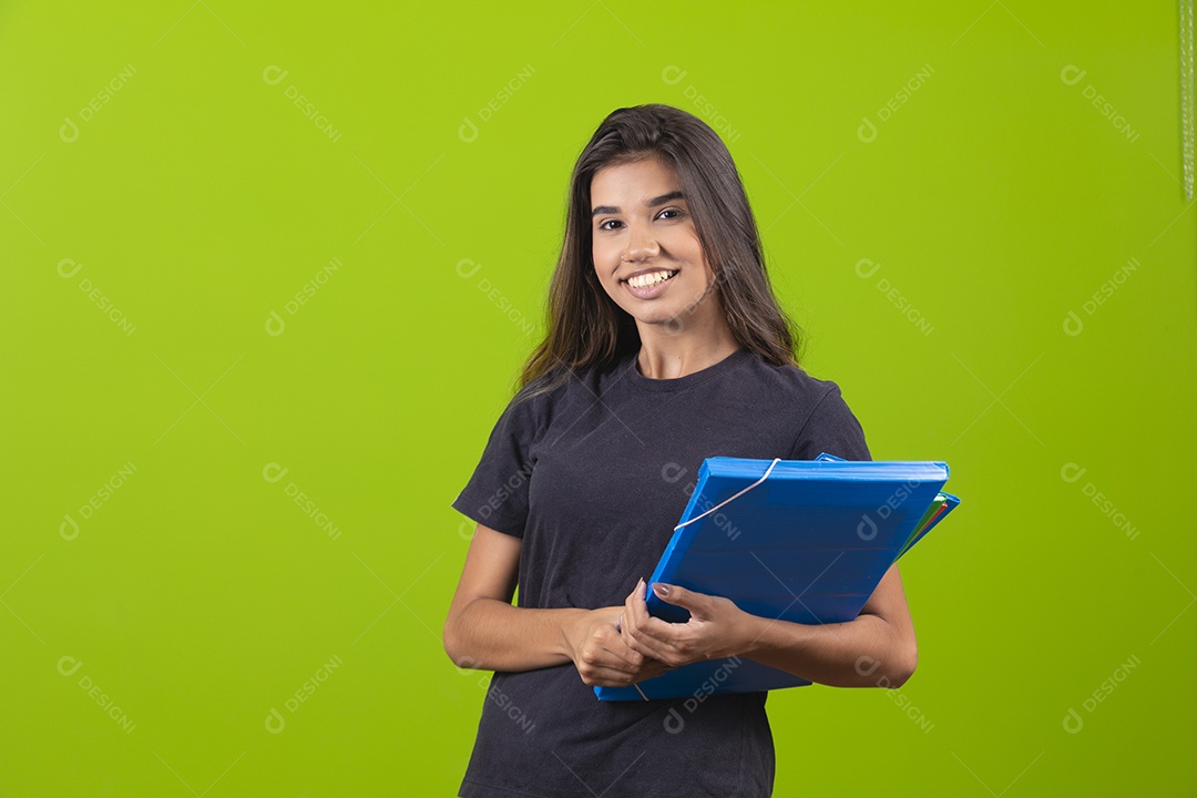 Linda mulher jovem garota empresária sobre fundo isolado