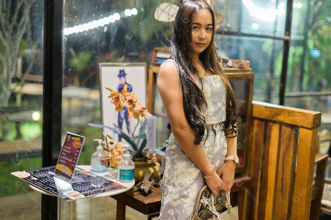 Mês da História da Mulher café de viagem do Dia da Mulher