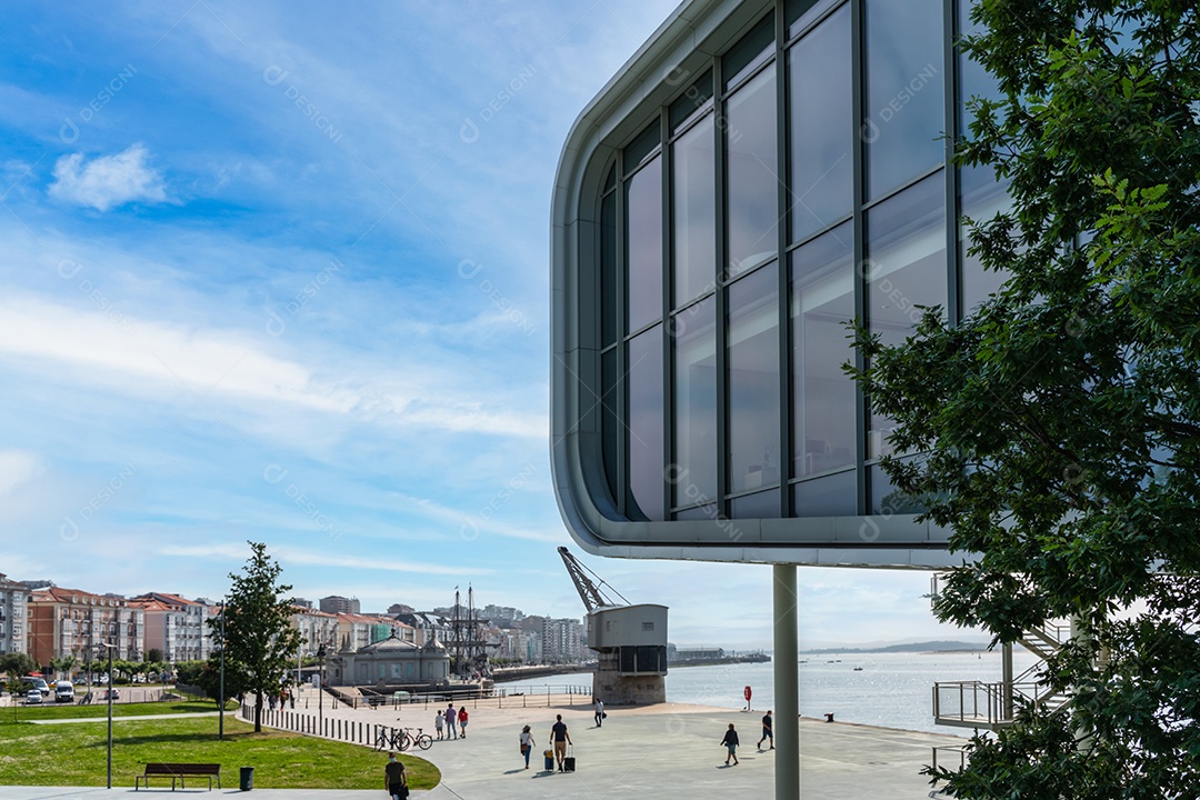 Detalhe arquitetônico do Botin Center - Museu de arte contemporânea projetado por Renzo Piano na cidade de Santander