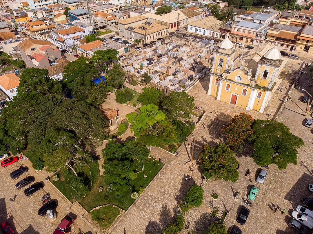 Vista aérea de uma igreja