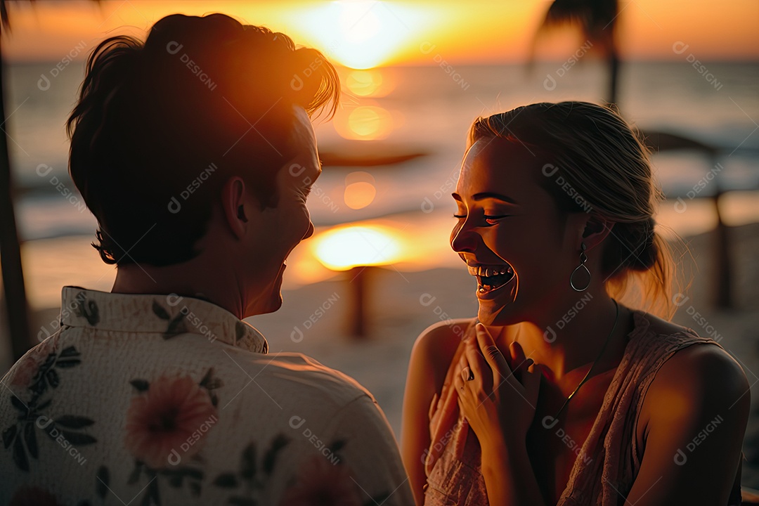 Capturando o momento: uma proposta romântica em uma praia ao entardecer