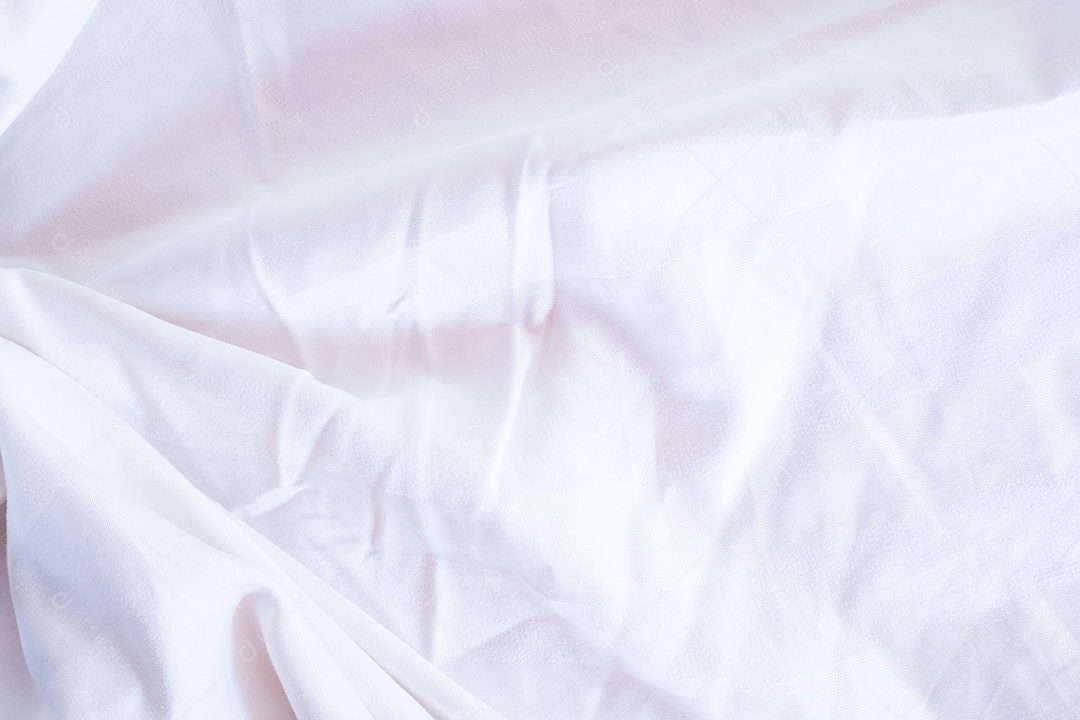 Textura gradiente de linho branco estilo de curva turva de tecido de luxo abstrato, roupa de cama enrugada e sombras cinza escuras, plano de fundo