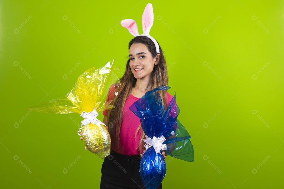 Linda menina garota usando fantasia de coelho Conceito Feliz Páscoa