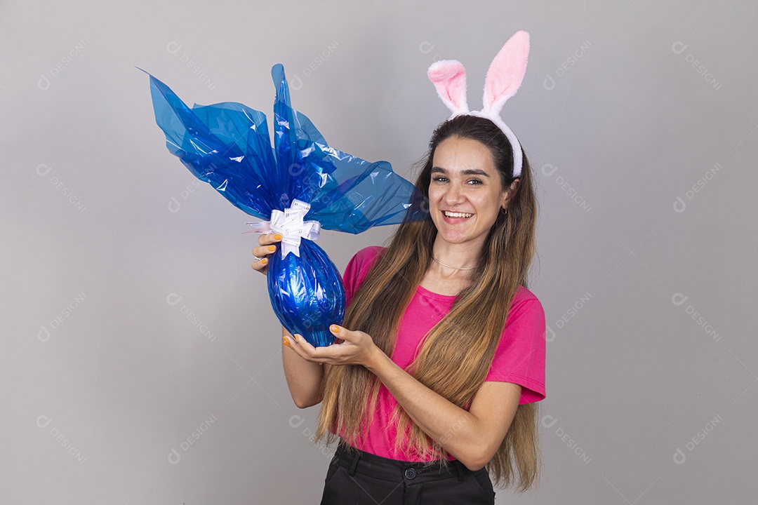 Linda menina garota usando fantasia de coelho Conceito Feliz Páscoa