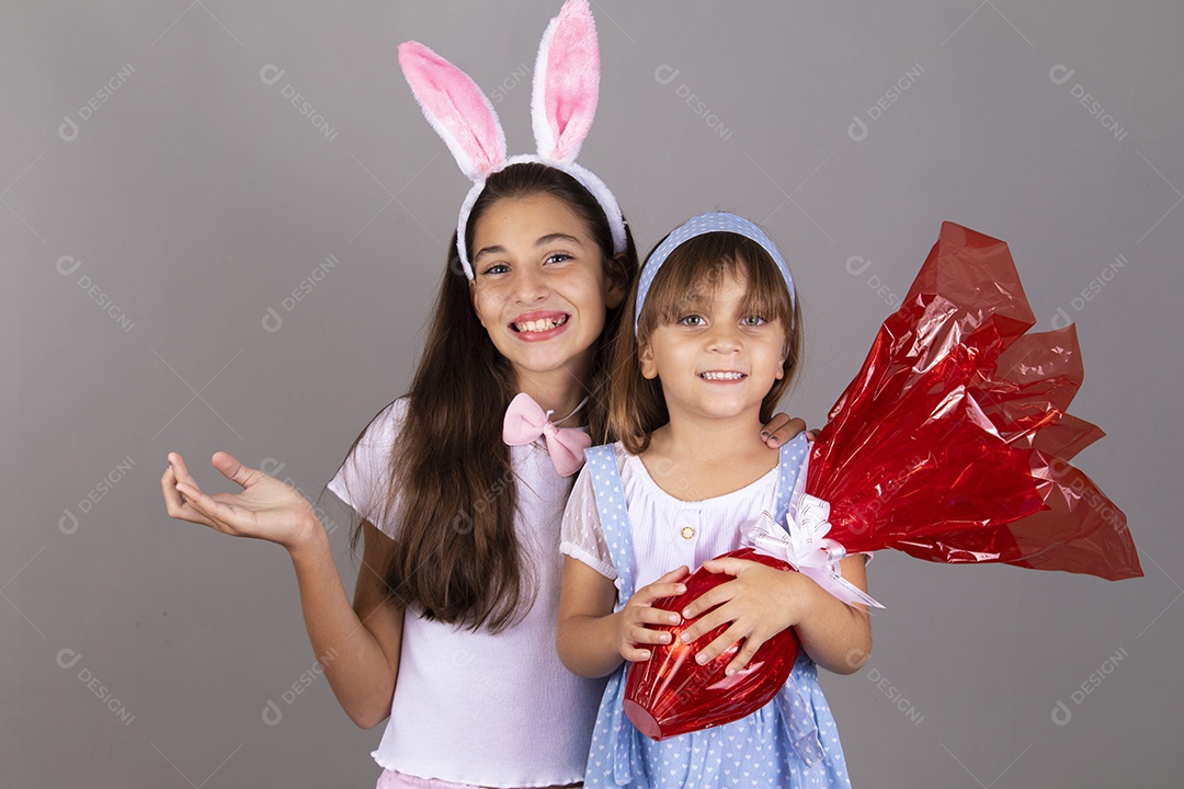 Lindas meninas garotas usando fantasia de coelho Conceito Feliz Páscoa